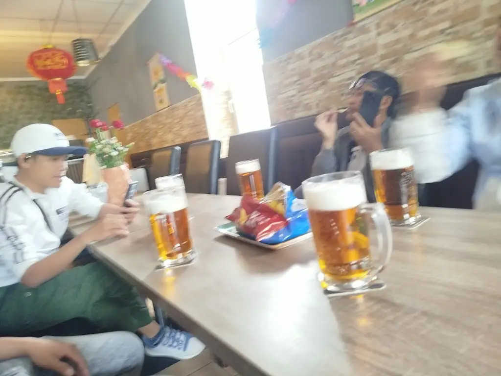 Nhi Mẫn_Restaurace Hanoi_Jičín_review