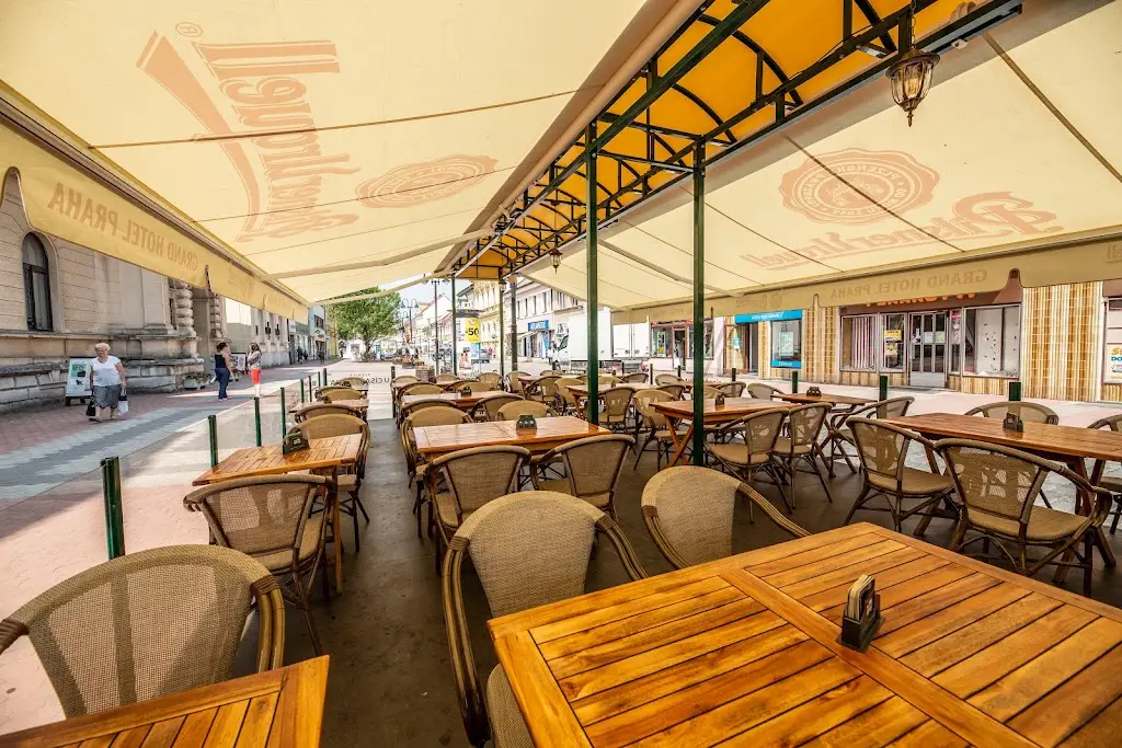 Pivnice U Císaře Pána ristorante a Jičín