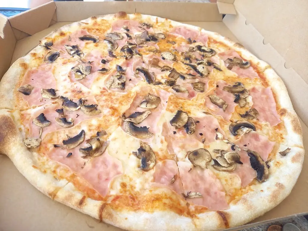 libor cesik_ZaM Pizza_Nechanice_review