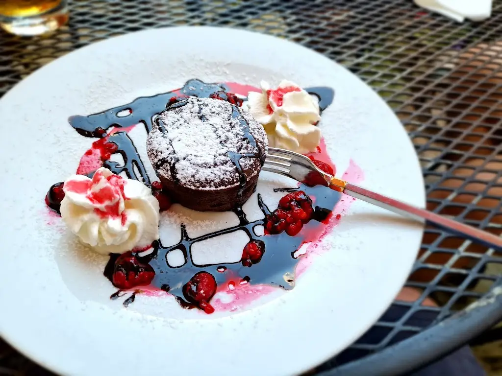 Ryan Jones_Restaurace U Slovana_Náchod_review