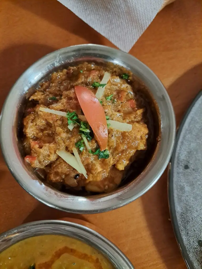 Elena Chiper_Love Curry Indian Restaurant_Náchod_review