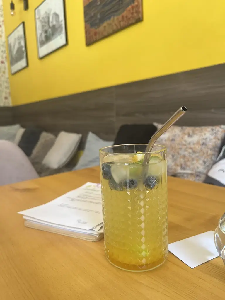 Raunee Brownie_Pampeliška BISTRO & COFFEE_Náchod_review