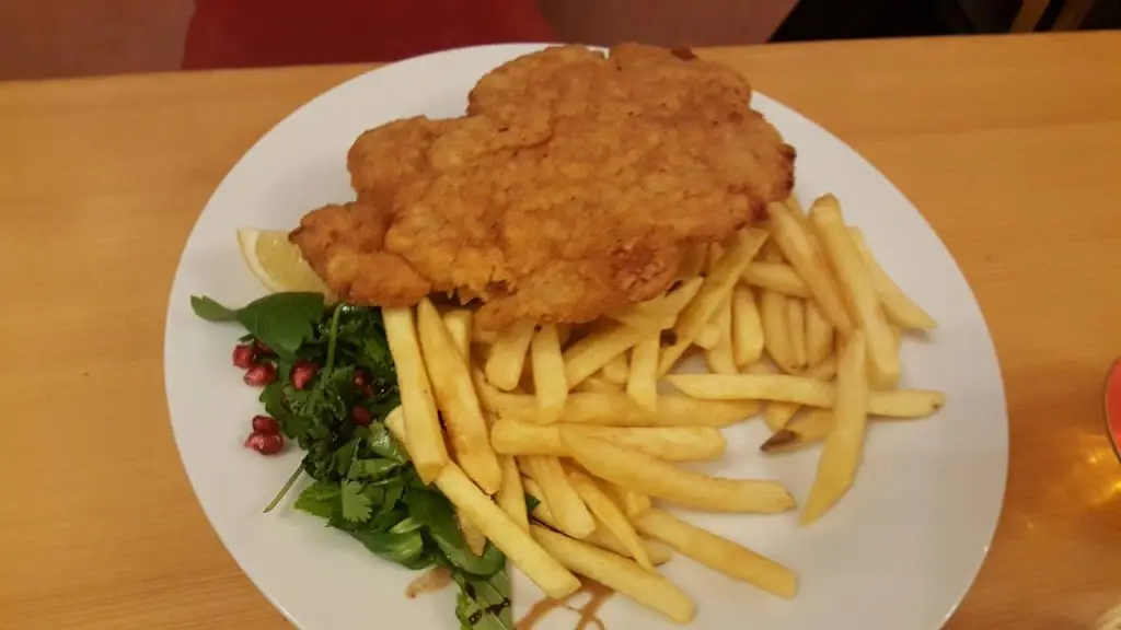 Petar Dimoski_Hotel Leyla Frymburk_Frymburk_review