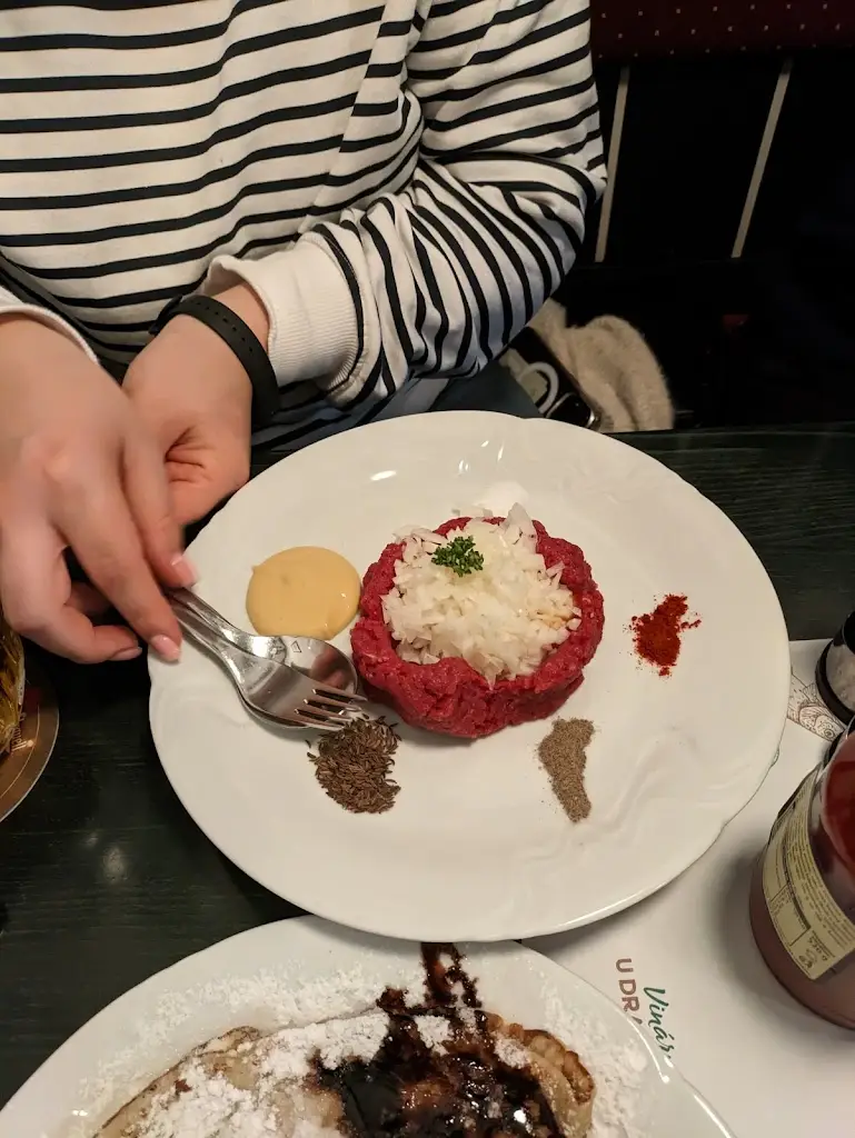 Oleksandra L._Great restaurant for meat_Nové Město nad Metují_review