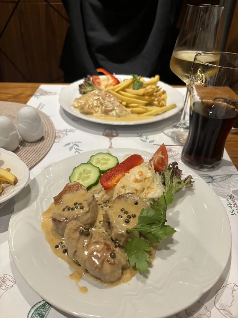 Marek Nowak_Great restaurant for meat_Nové Město nad Metují_review