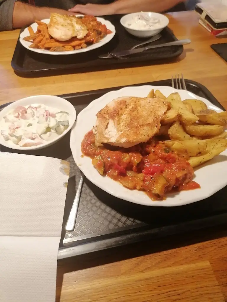 SELADON Bistro & Restaurant_Nové Město nad Metují_slider_image_3