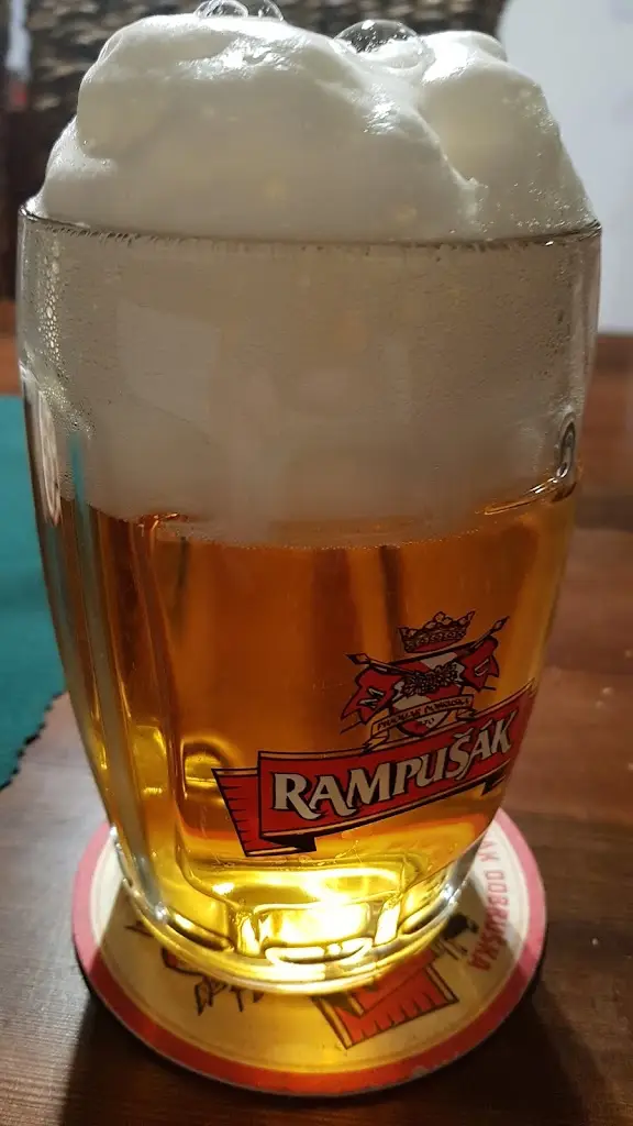 Vinotéka u Kozů restaurant in Nové Město nad Metují