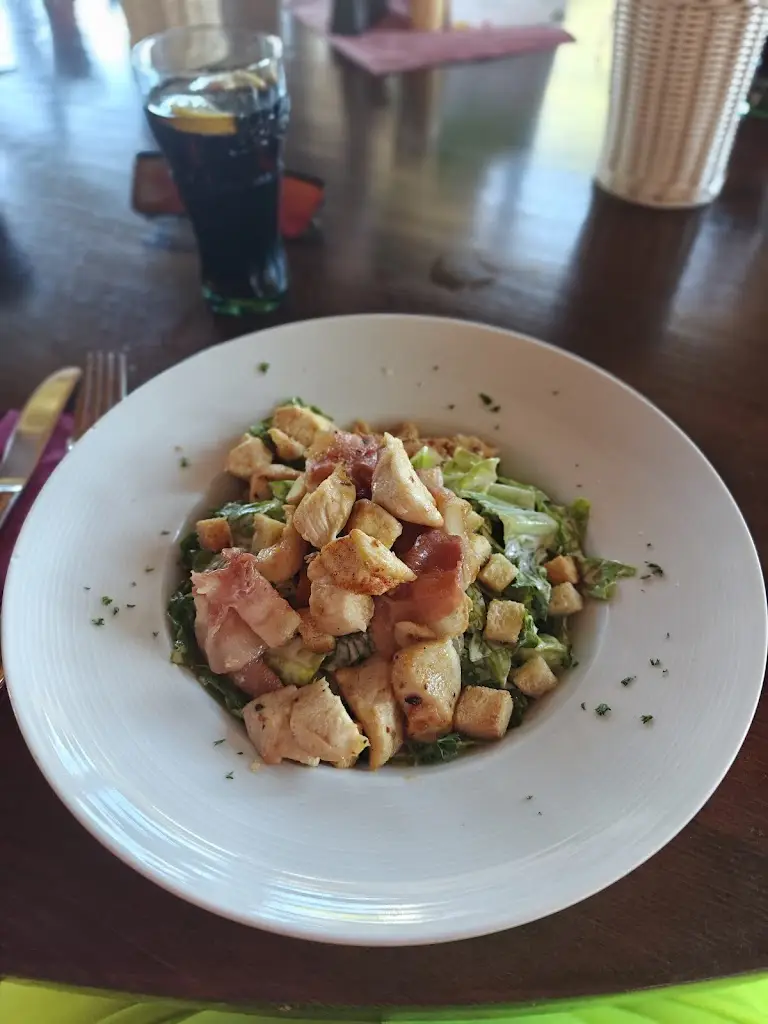 Kati Eronen (kirppu)_Ježkův statek_Nová Paka_review