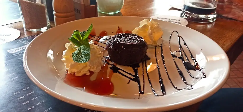 Andrej Kapusta_FOLK BURGER_Nová Paka_review