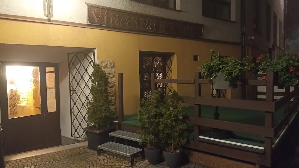 Martin BÁBUN_Restaurace u Rynku_Nová Paka_review