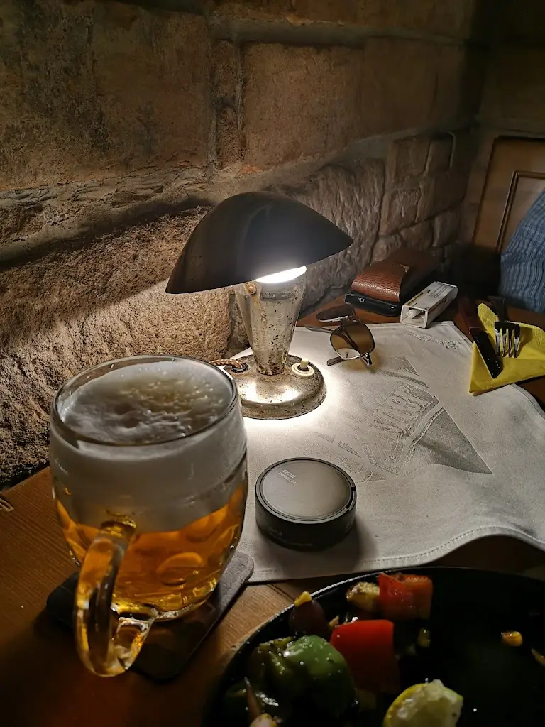 Gabriela Valderhaug_Novopacké sklepy_Nová Paka_review