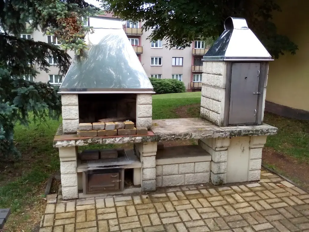 Restaurace Na Sídlišti - Smeťák_Nová Paka_slider_image_3