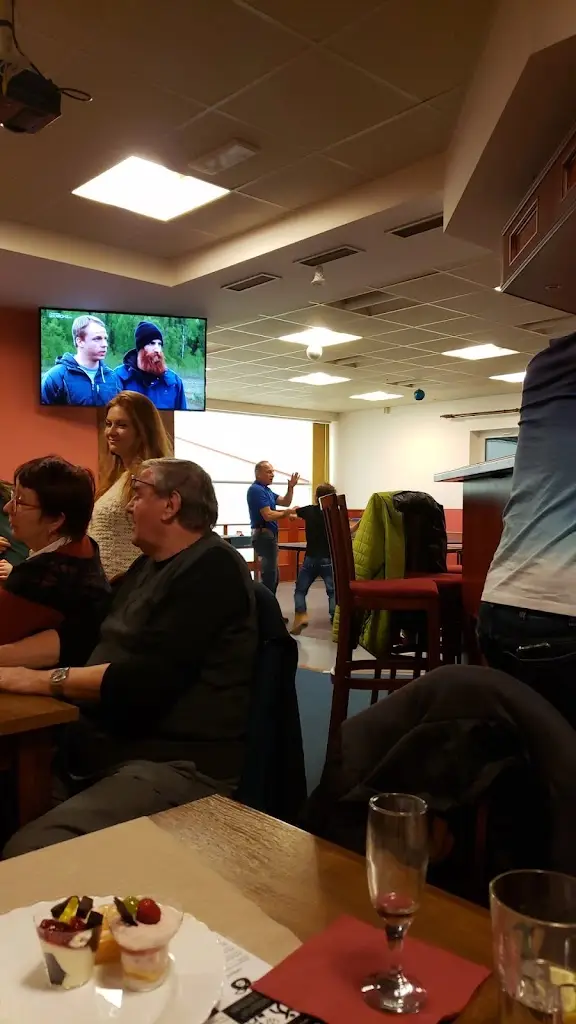 Sport Cenrum | Bowling, Squash, Sauna, Restaurace_Nová Paka_slider_image_2