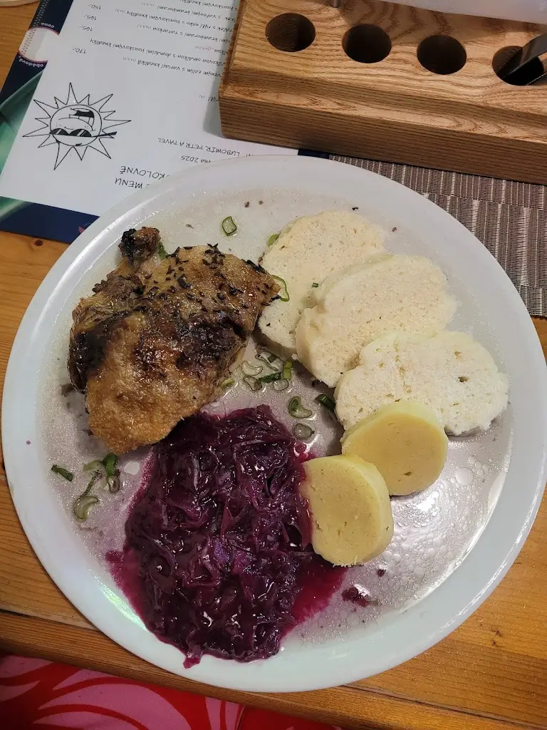Marie_Restaurace-penzion Staropacká Sokolovna_Nová Paka_review