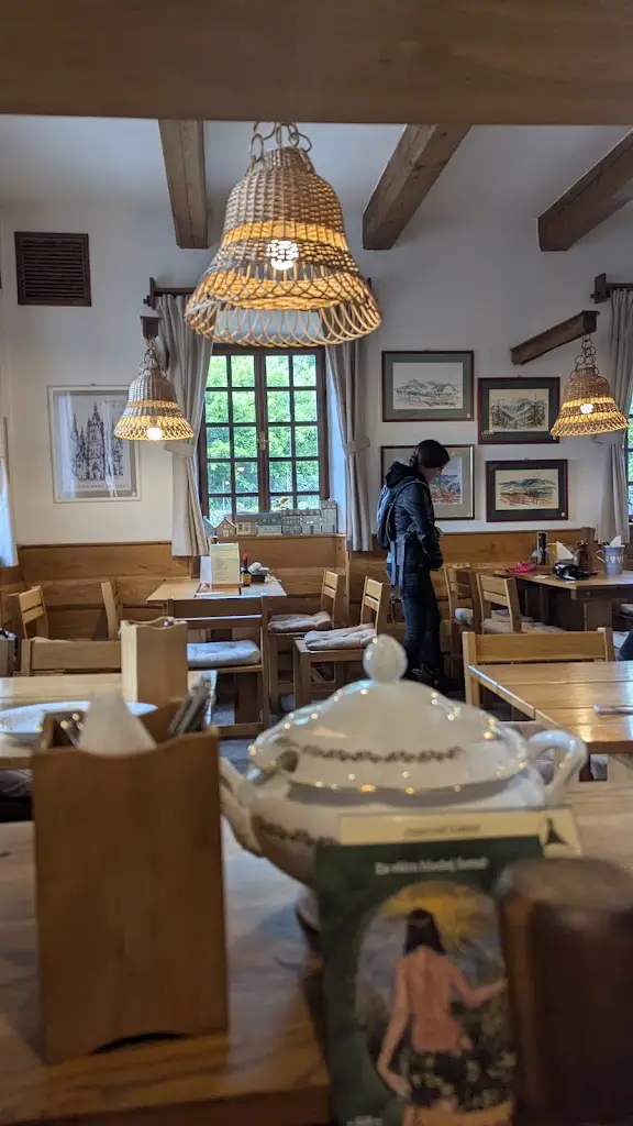 Ivan_Restaurace Na Špici_Nová Paka_review