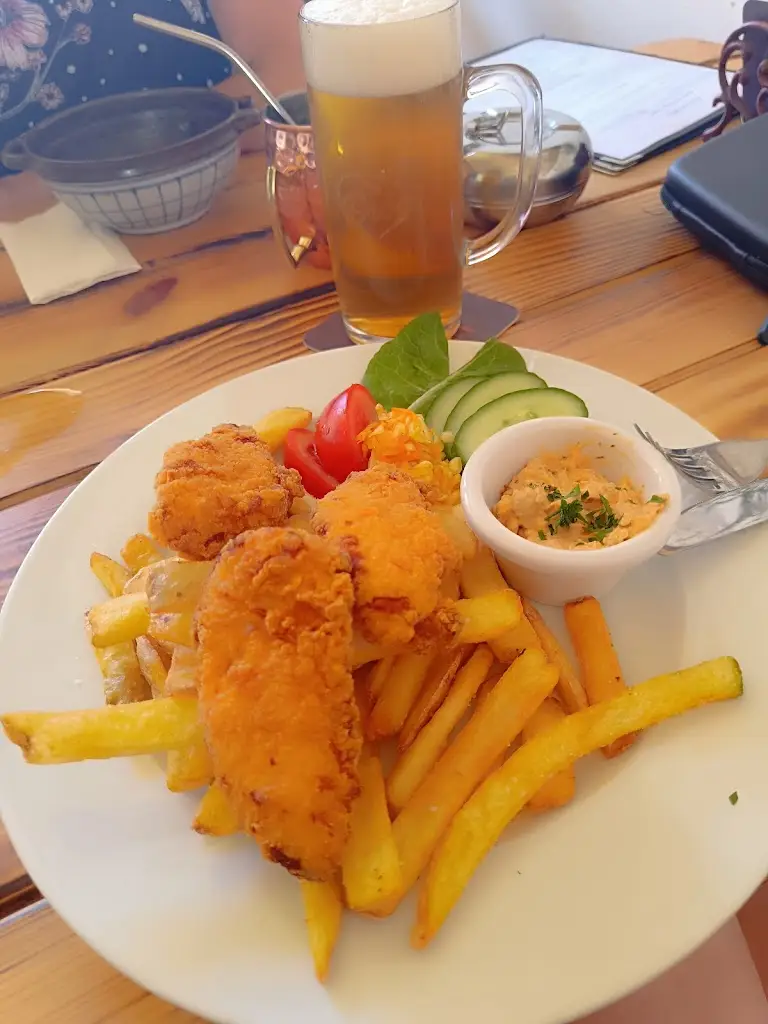 Nerissa B._Statek DĚRAVÁ BOTA_Benešov nad Černou_review