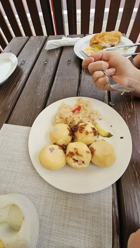 Kamil Popper_Bistro U Volejníků_Ostroměř_review