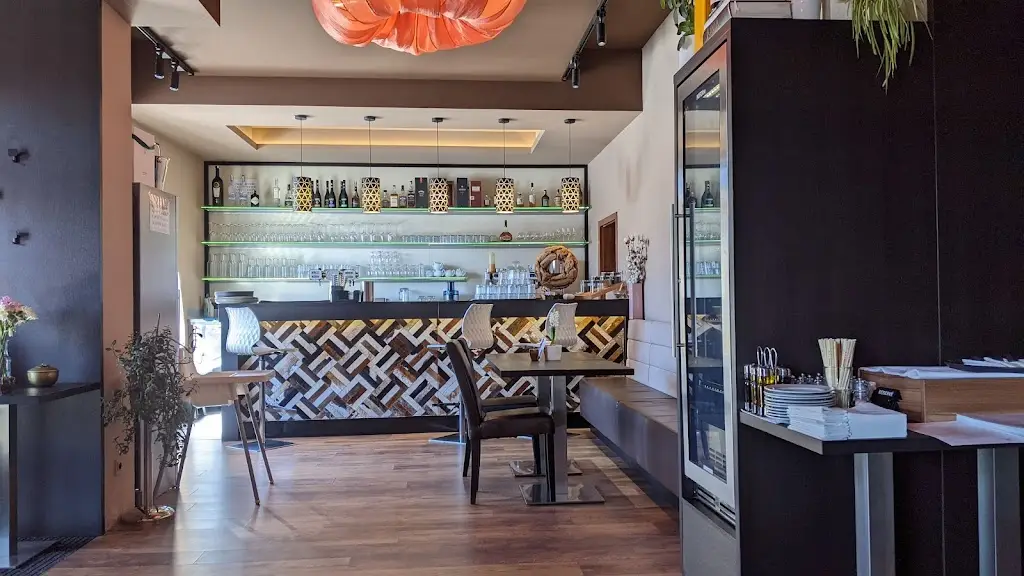 H&M Steak Restaurant Lipno_Frymburk_slider_image_1