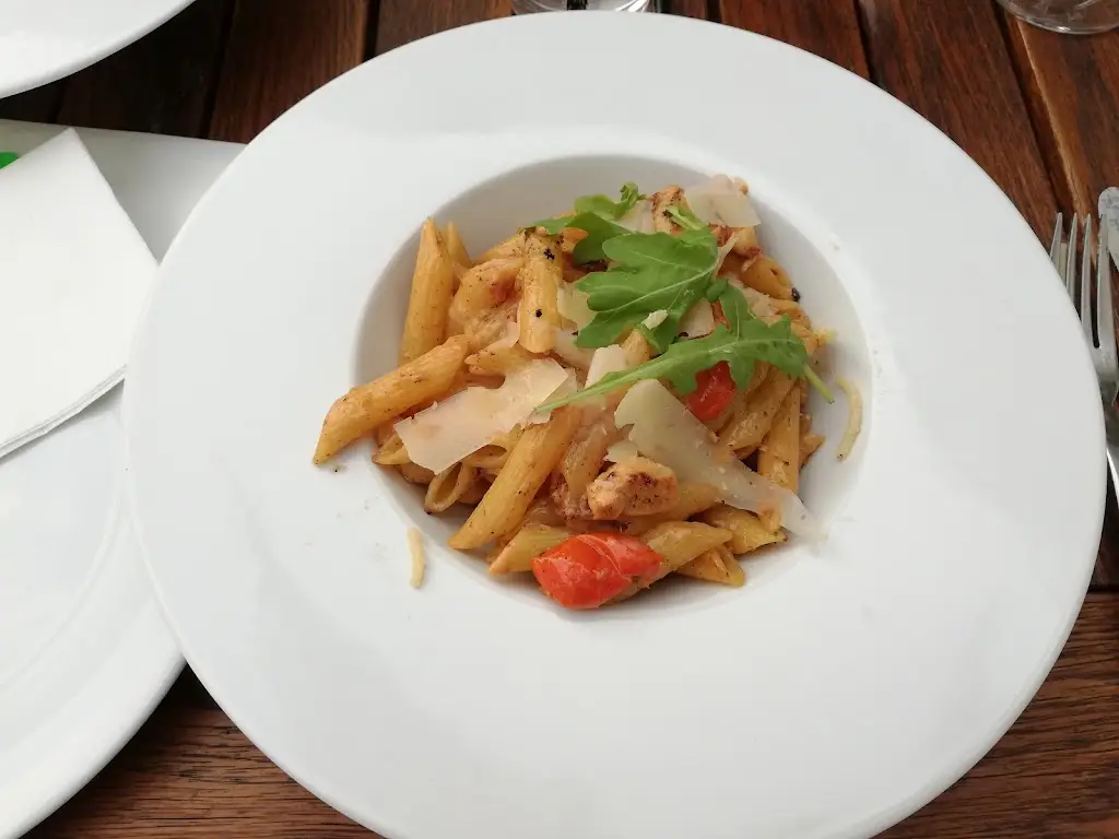 Mr Van Damme_RESTAURACE Star Lipno_Frymburk_review