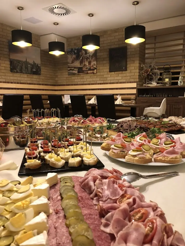 RESTAURACE Star Lipno_Frymburk_slider_image_2