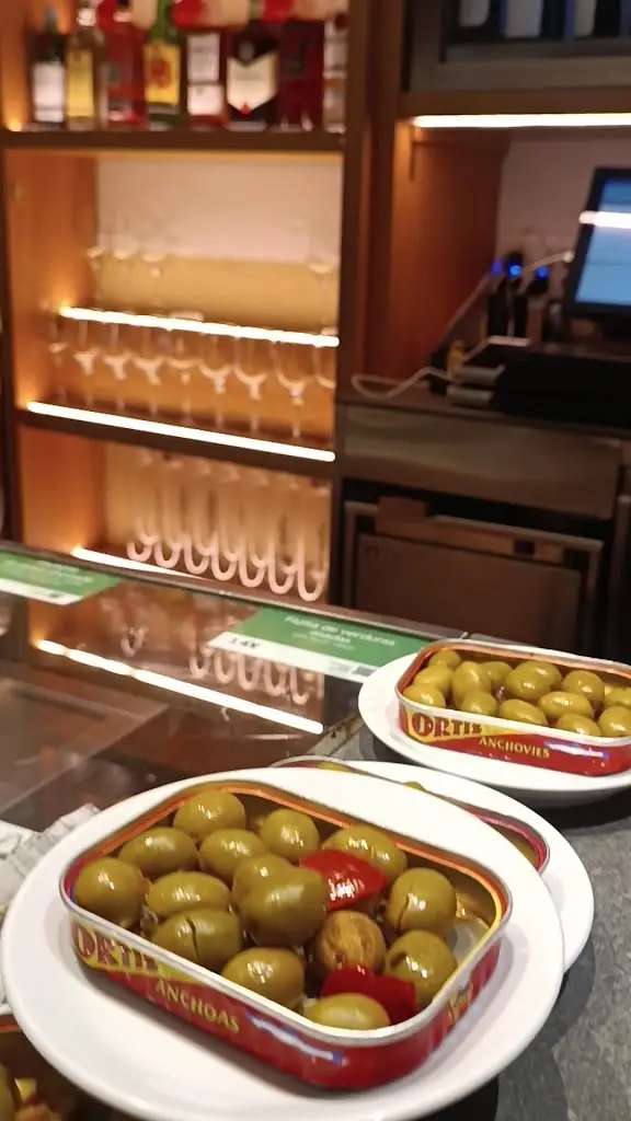 perretxiCo Chueca | Tapas Madrid_Pecka_slider_image_2