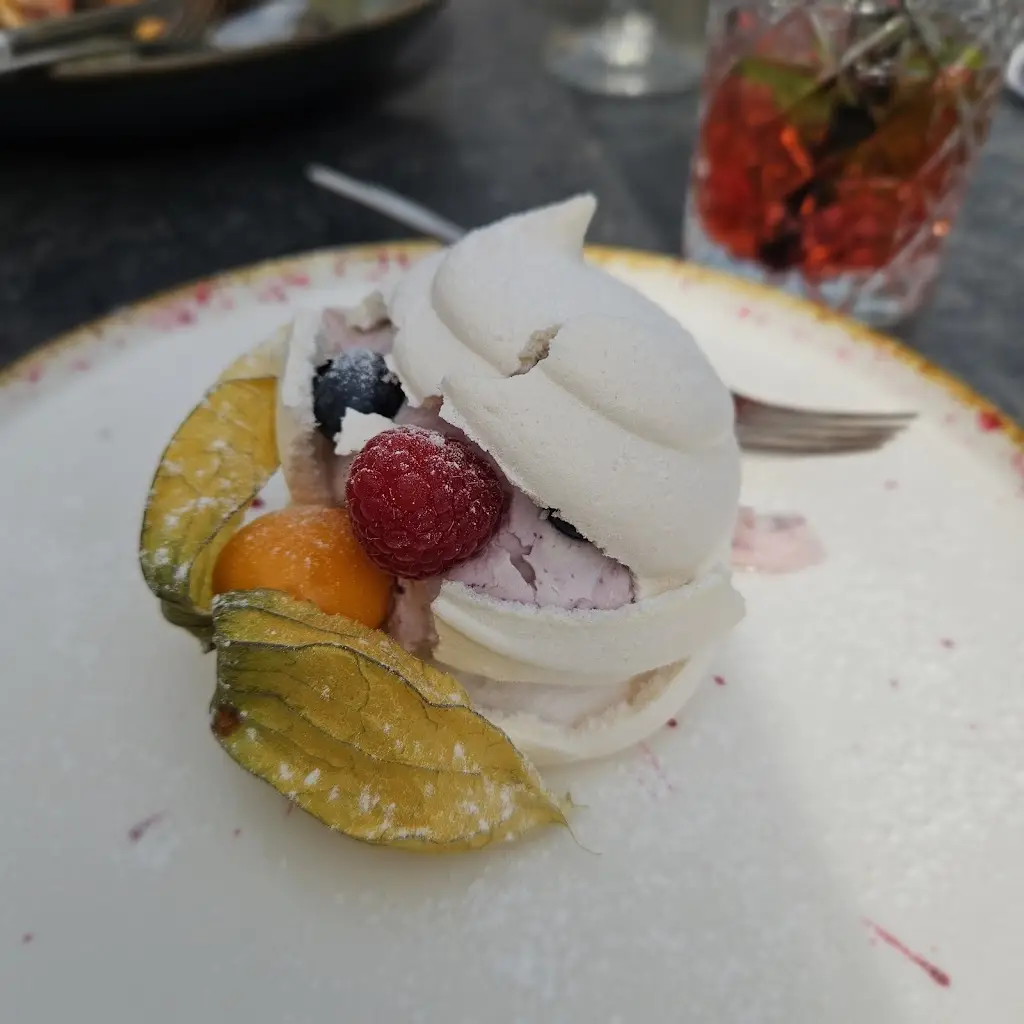 Svetlana Budjaka_Restaurant Terrace Hluboká_Hluboká nad Vltavou_recensione