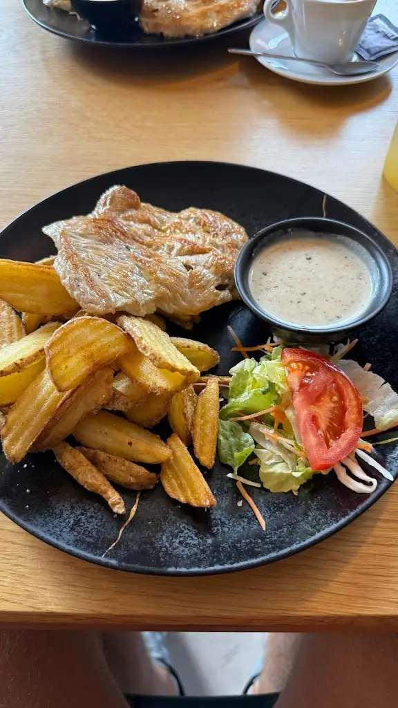 Anete Dzelstiņa_Alvazo Grill & Restaurant_Okres Trutnov_review