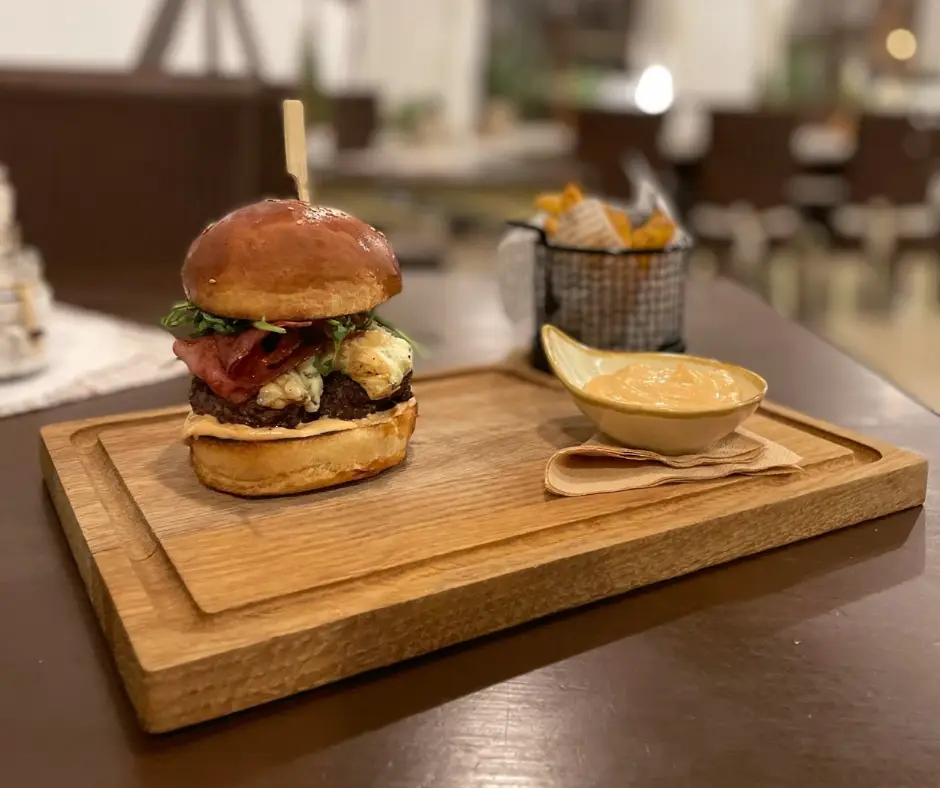 Restaurace Jednička Trutnov_Okres Trutnov_slider_image_3