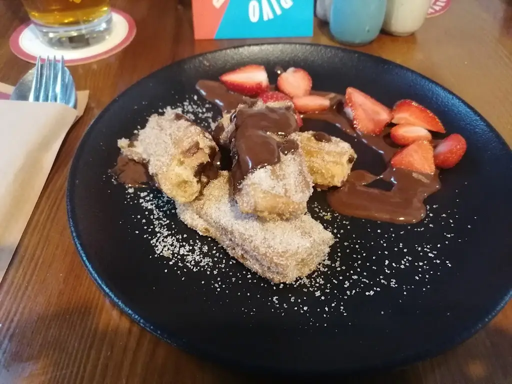 Kristof Zarschler_Hostinec Dvoračka_Okres Trutnov_review