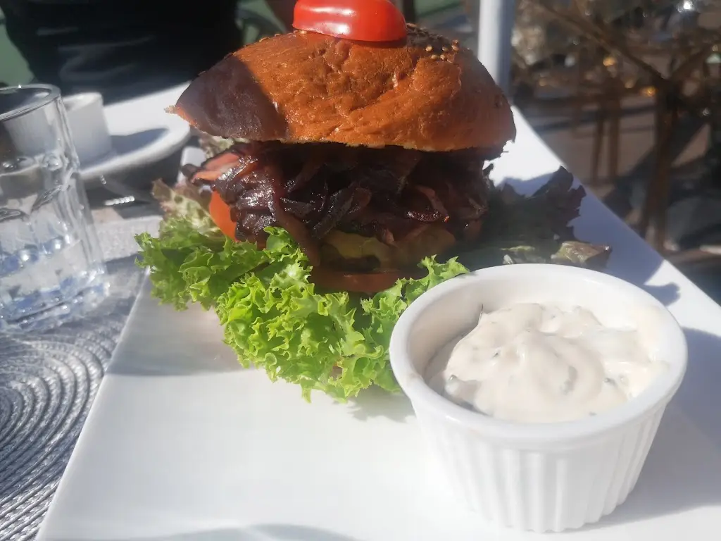 Menu_Up MÁJ_Okres Trutnov_immagine_3