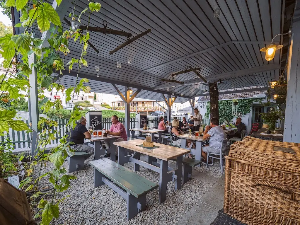 Solidní Šance_Hluboká nad Vltavou_slider_image_1