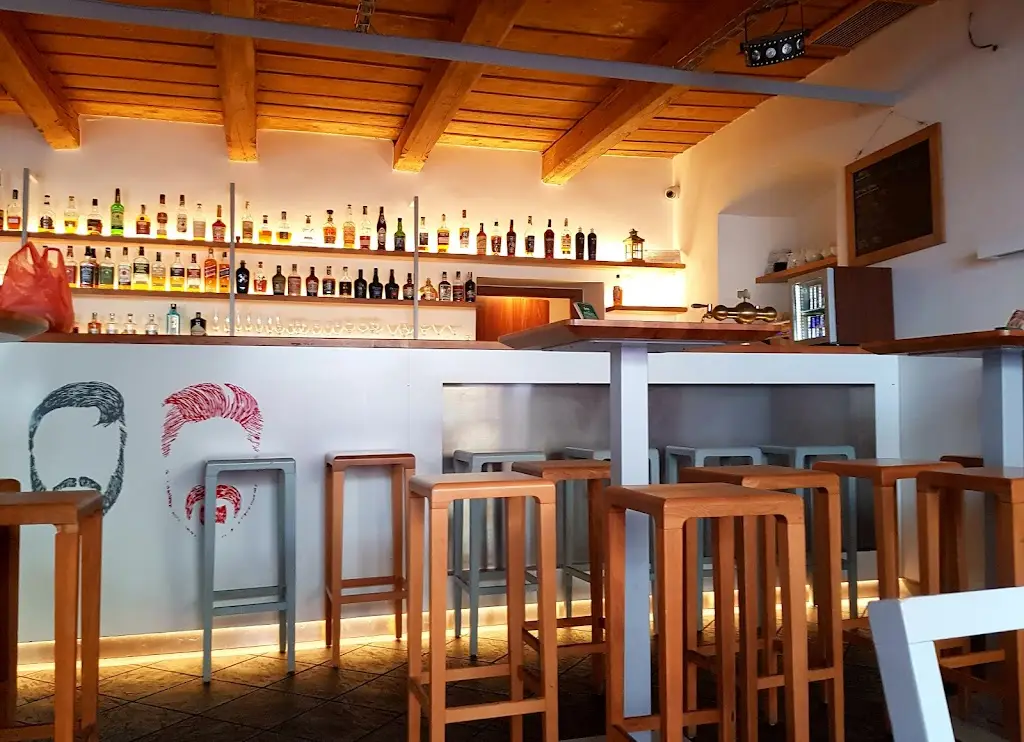 fo3 Pub&caffe restaurant in Okres Trutnov