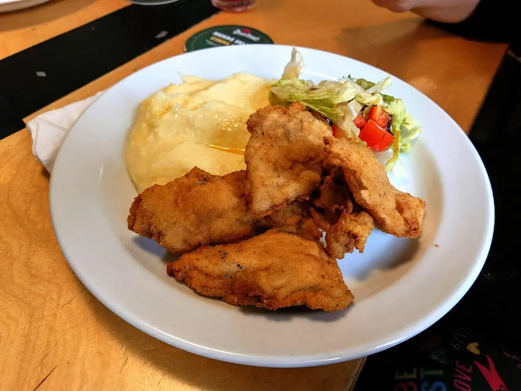 fo3 Pub&caffe_Okres Trutnov_slider_image_3