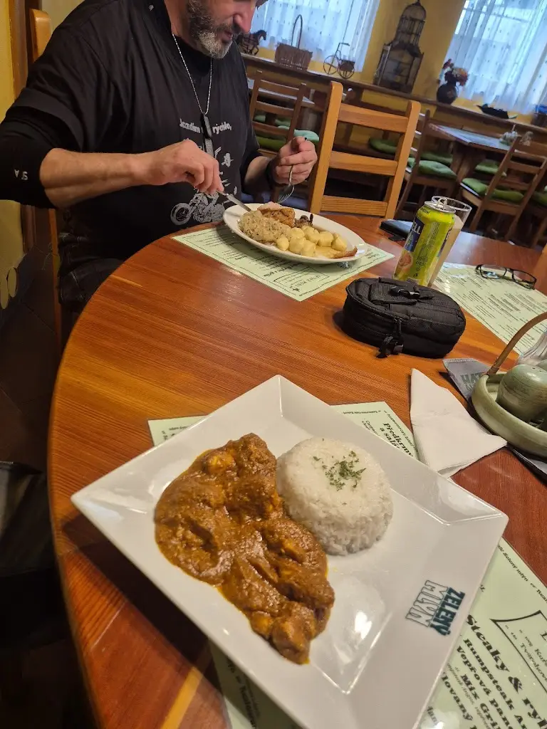 Restaurace-Caf3 Zelený Mlýn_Okres Trutnov_slider_image_3