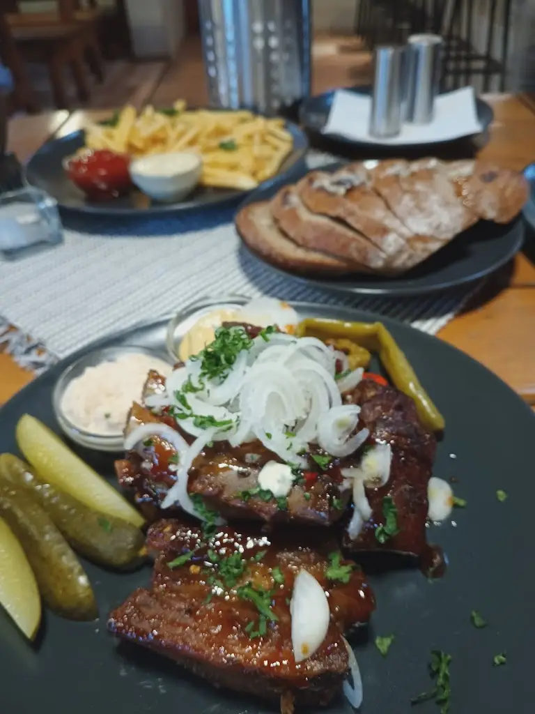 Peťula INNEMAN_Restaurace Delta Trutnov_Okres Trutnov_review