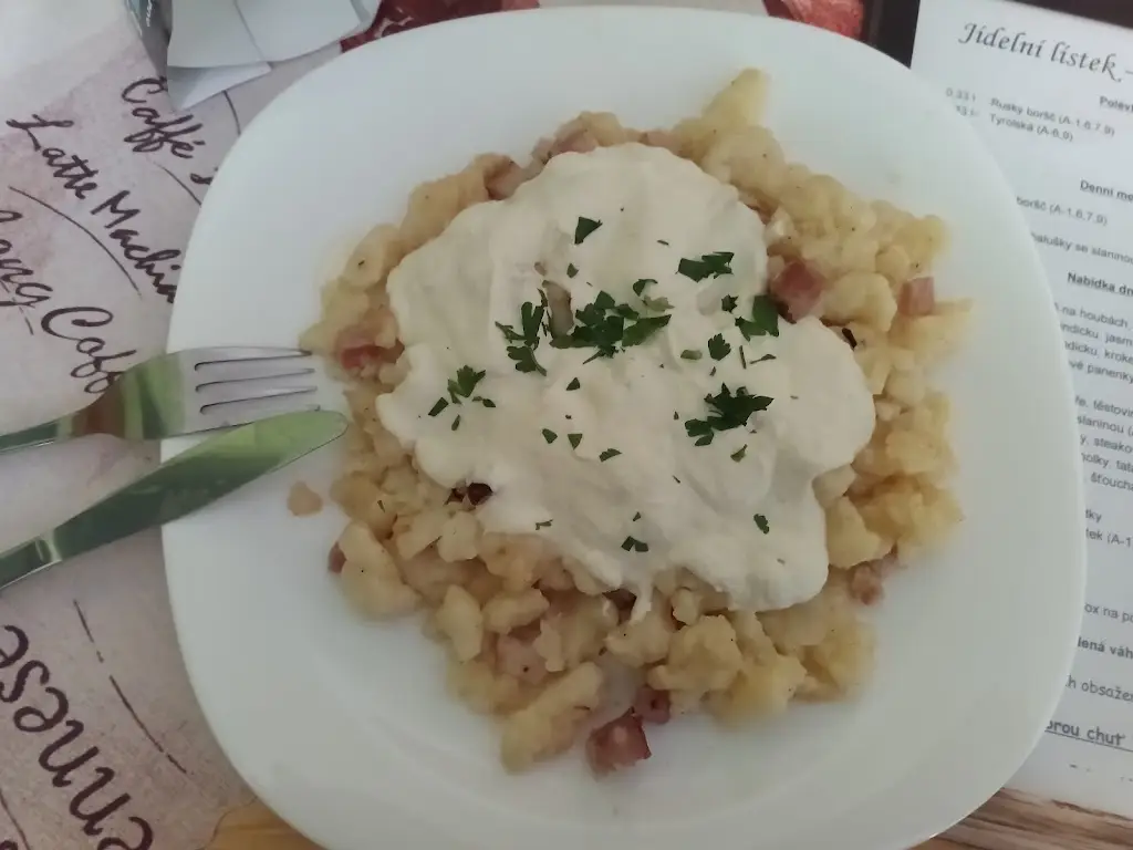 Al Šejk_Restaurace Sokolovna_Police nad Metují_review