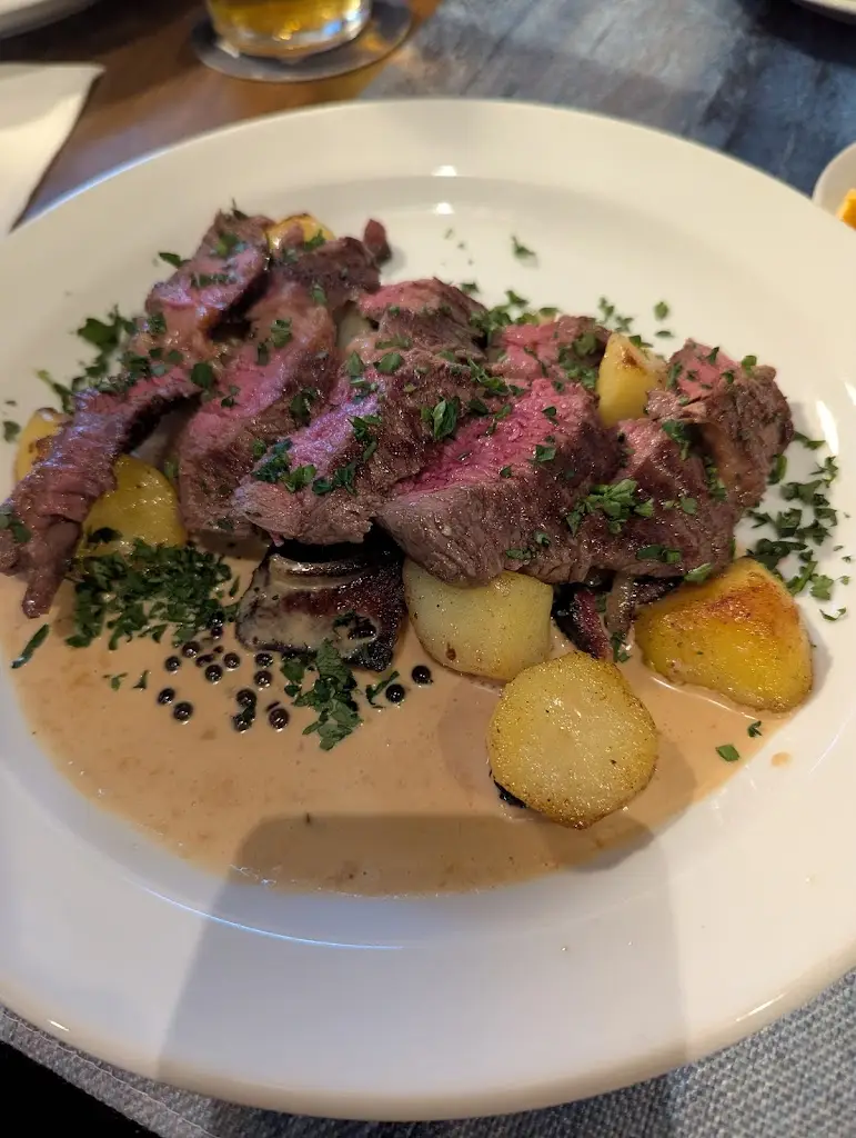 Ewa Ziemkowska_Pension 65 s Restaurací_Police nad Metují_review