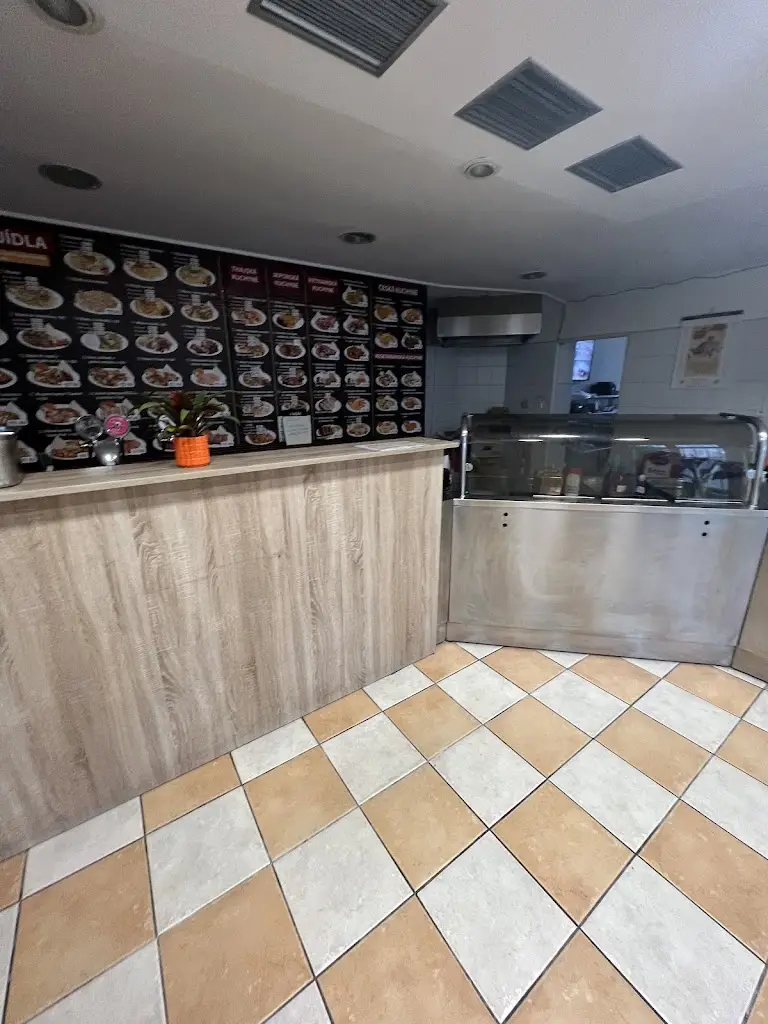 Ondřej Čálek_Asijské bistro Bông_Police nad Metují_review