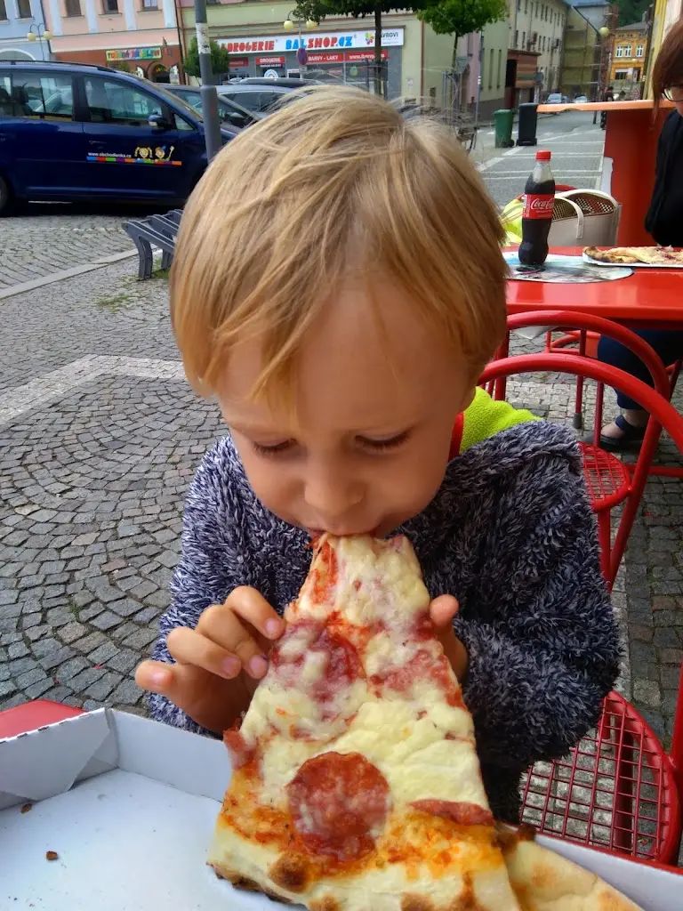 Menu_Pizza Mario_Police nad Metují_image_5