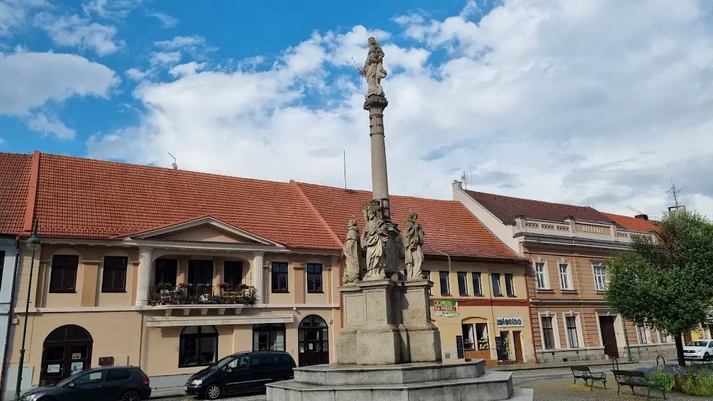 Oksana Veber_Kebab-Us Rytmus_Blatná_review