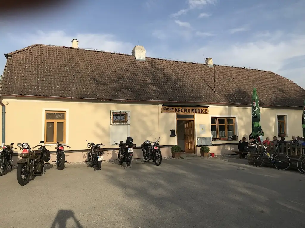 Krčma Munice s. r. o._Hluboká nad Vltavou_slider_image_3