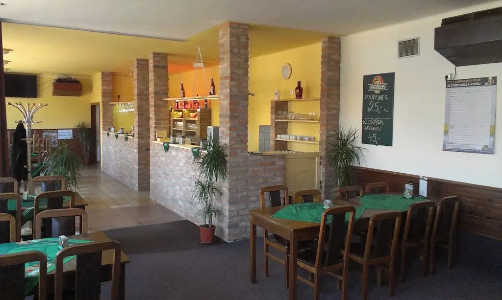 Obecní hostinec Provodov-Šonov_Provodov-Šonov_slider_image_1