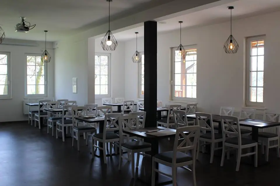 Restaurace V Podskalí_Hluboká nad Vltavou_slider_image_1