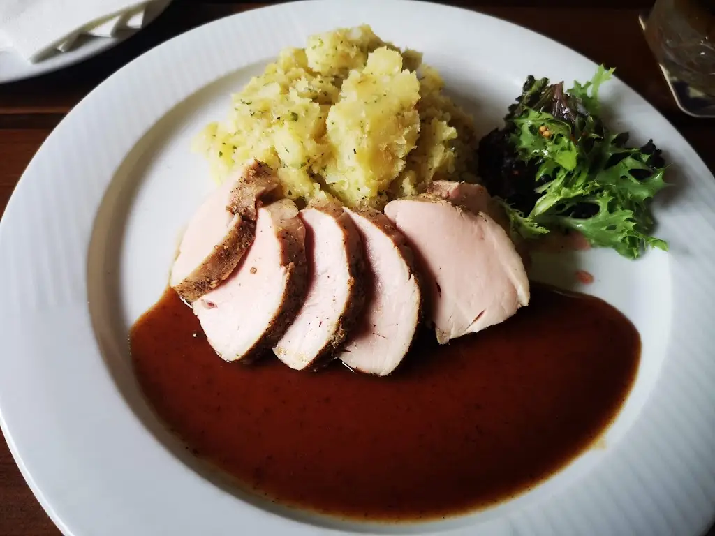 Restaurace V Podskalí_Hluboká nad Vltavou_slider_image_2