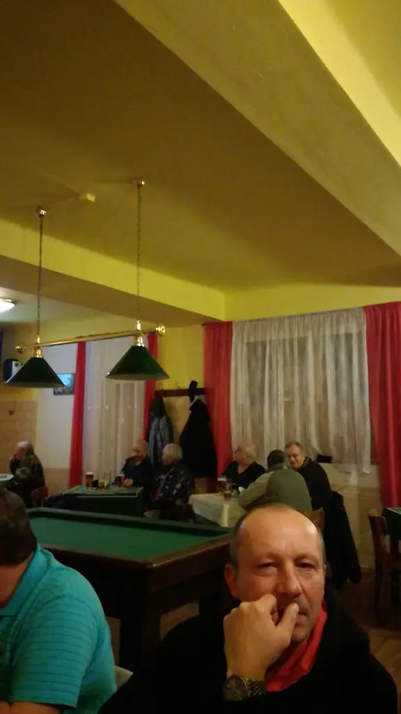 Restaurace Stará Pošta_Stará Paka_slider_image_2