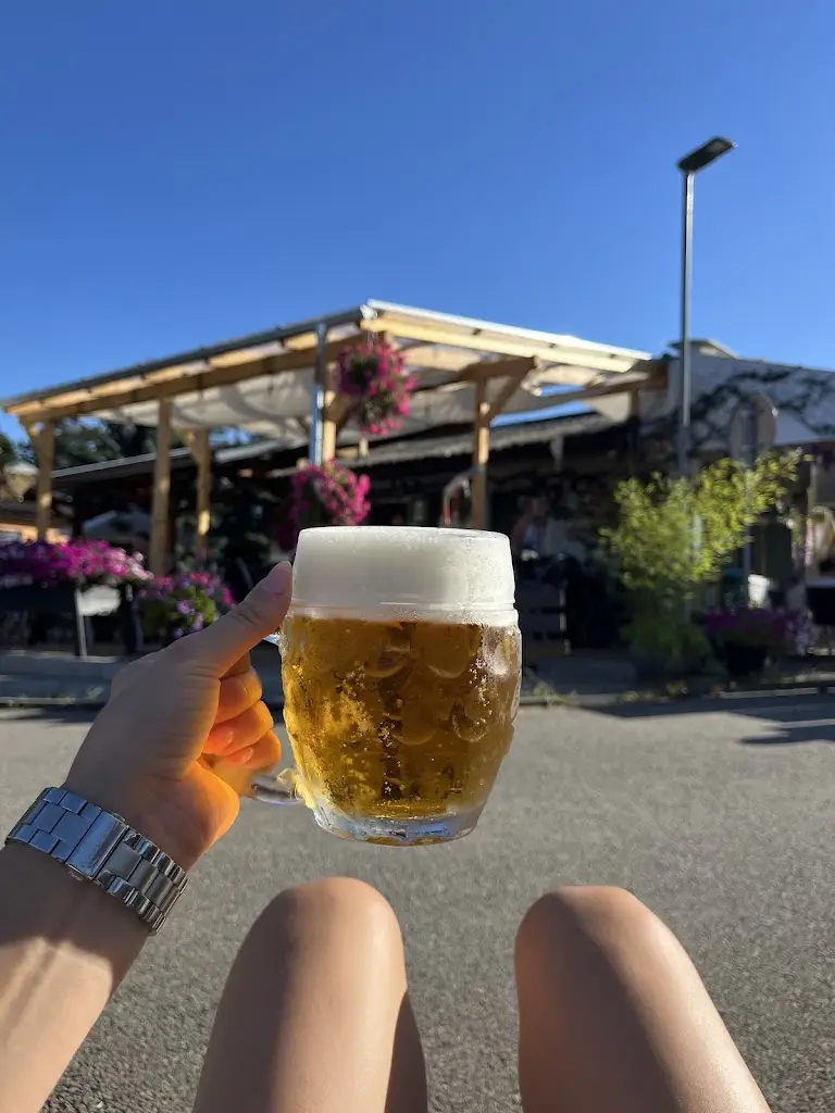 Sabina Popelová_občerstvení u