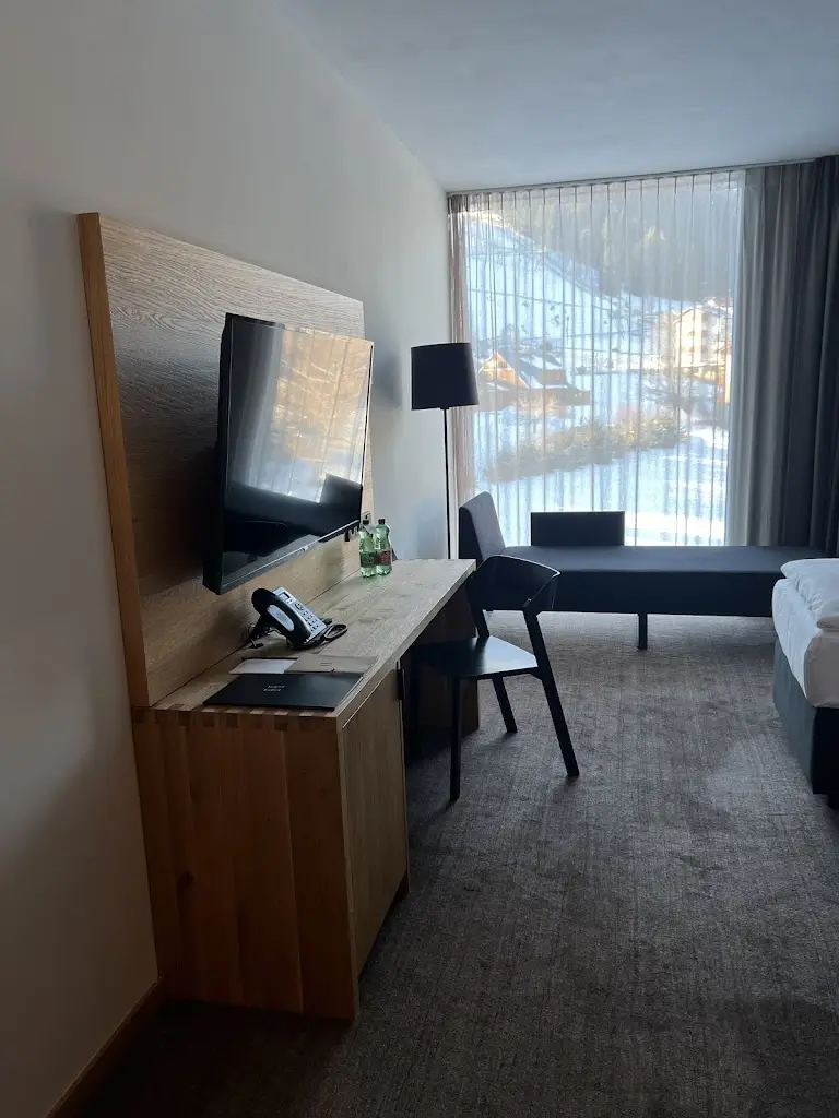 Maria Klimova_Grand Hotel Hradec_Svoboda nad Úpou_review