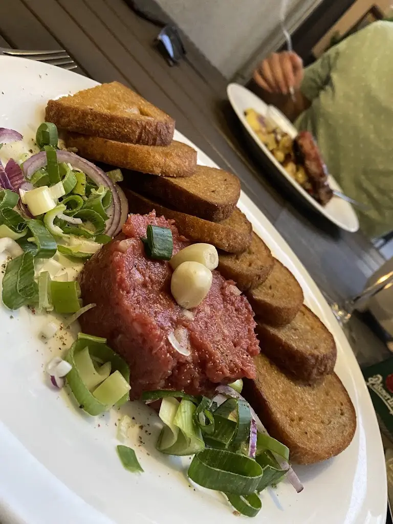 Megan Weggemans_Restaurace Na poště_Sobotka_recensione