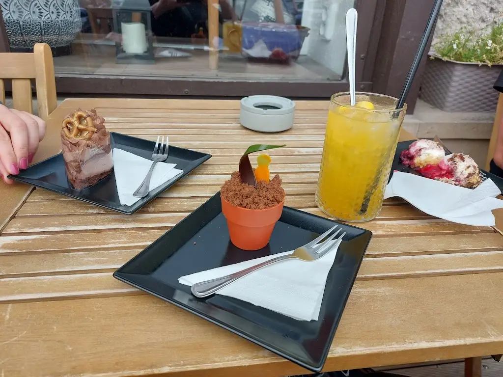 Livie G._Jako Doma café_Sobotka_review