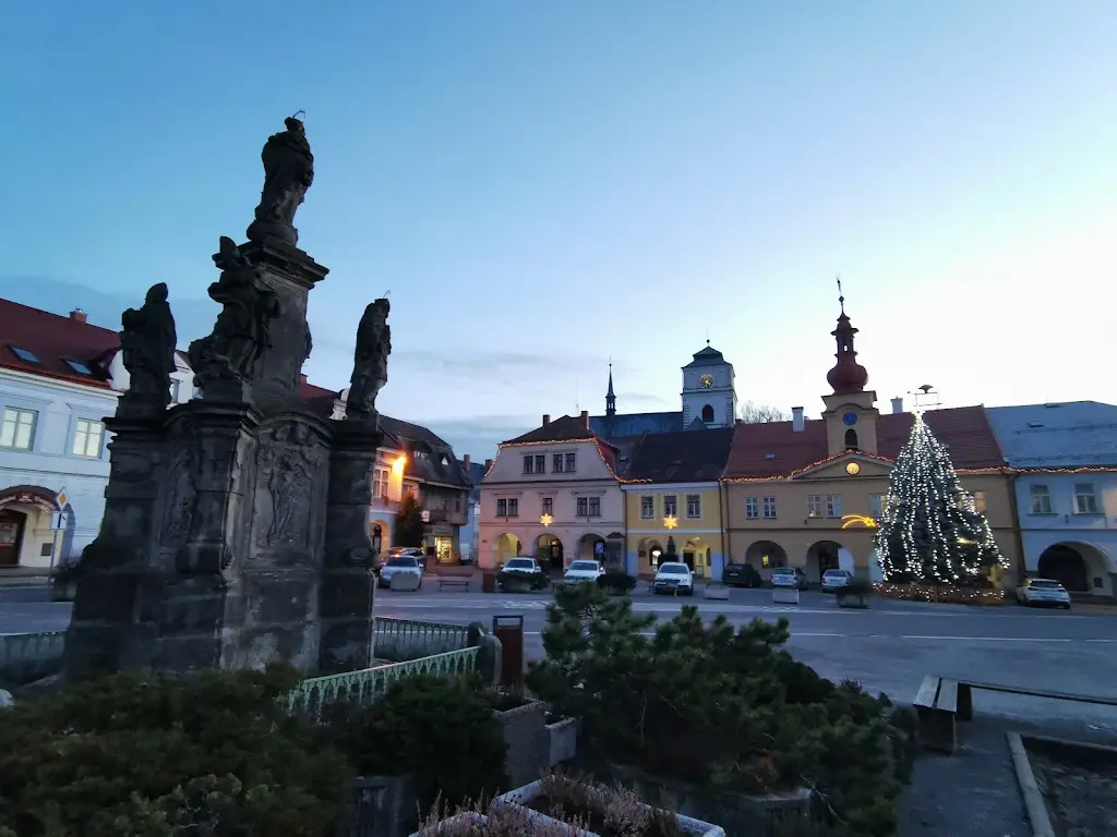 Tomas Jaros_Jako Doma café_Sobotka_review